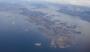 Ikertooq-fjord-mouth