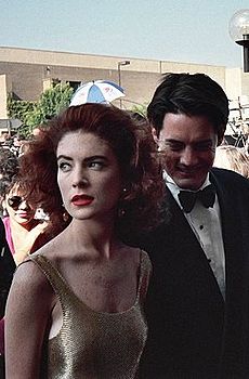 LaraFlynnBoyle&Kyle MacLachlan-1