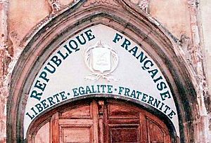 Liberte-egalite-fraternite-tympanum-church-saint-pancrace-aups-var