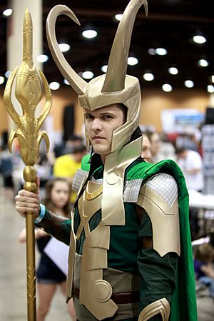 Loki cosplayer (12164622403)