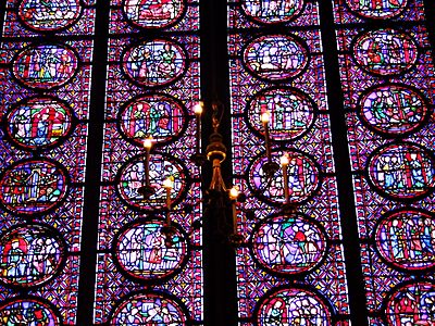 PA00085991 - Sainte Chapelle (vitraux et chandelier)