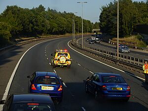 Rolling roadblock on M40 2018-07-15 03