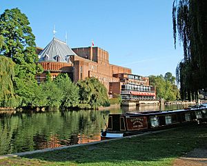 Royal Shakespeare Theatre and River Avon2