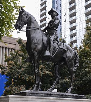 Theodore Roosevelt statue on Park Blocks, Portland - cropped