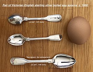 Boiled-Egg-spoons-with-egg