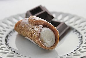 Cannolo siciliano with chocolate squares