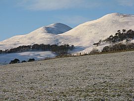 Carnethy Hill and Rullion Green (geograph 5637425)