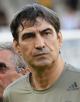 Generația de Aur vs Barcelona Legends (0-2) 2018 Sports Festival - meciul amintirilor. (52810598464) (cropped).jpg