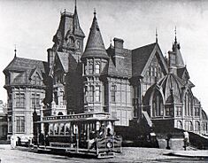 Mark Hopkins mansion, California Street, 1890s.jpg