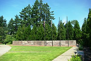 Oregon Korean War Memorial flags.JPG