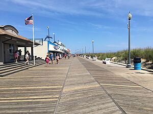 Rehoboth Beach boardwalk at Delaware Avenue looking north