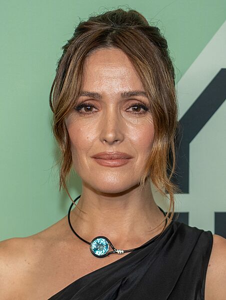 Rose Byrne Blue Moon-21 (cropped)