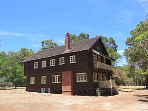 Saumerez Cottage, December 2020 01