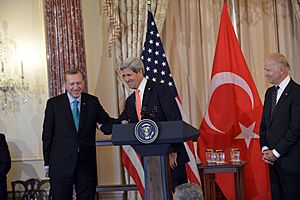 Secretary Kerry Delivers Remarks in Honor of Turkish Prime Minister Erdogan (2)