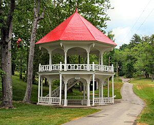 Tate-Springs-Springhouse-tn1