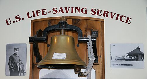 U.S. Life-Saving Service display in the Umpqua River Lighthouse Museum (32421631628)