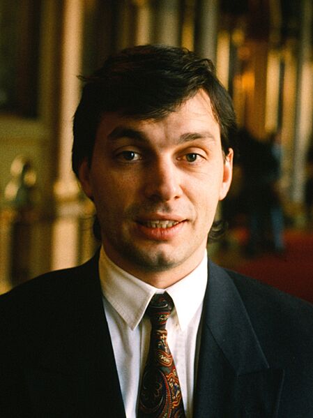 Viktor Orban 1990 (cropped)