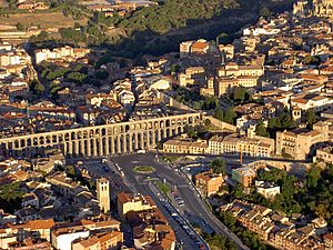 Vista-aerea-del-acueducto-de-Segovia