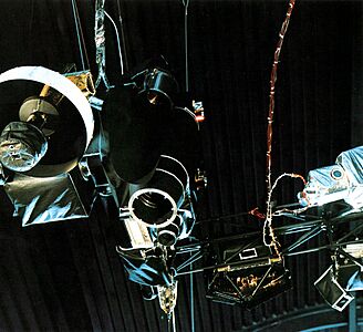 Voyager instruments boom