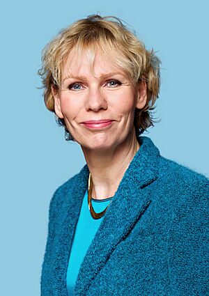 1. Marleen Barth (16425789752)