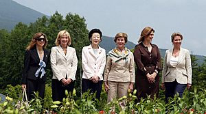 34th G8 summit member's spouses 20080708 2