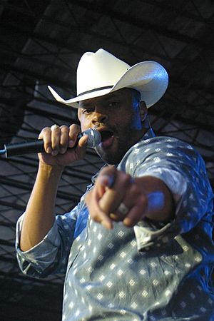 Cowboy Troy-blueshirt-whitehat.jpg