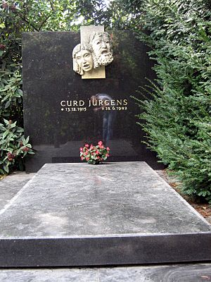 Curd Jürgens Grab Zentralfriedhof
