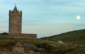 Doonagore moon