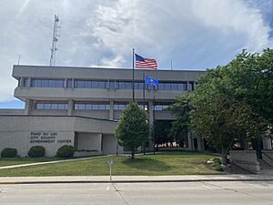 Fond du Lac County City/County Government Center.