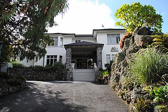 Government House Auckland - Main Entrance.jpg