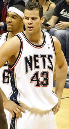 Kris Humphries NJ Nets 2009 (cropped)