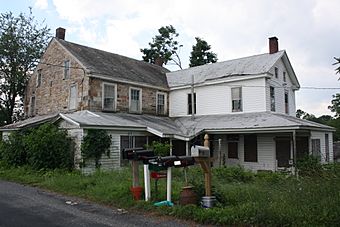 Leaser Farm Farmhouse 01.JPG