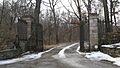 Lincliff gates