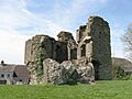 Loughor Castle - geograph.org.uk - 2353532