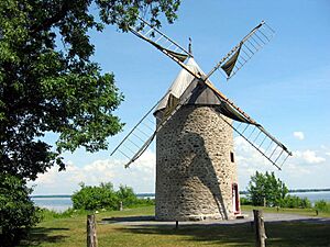 Moulin a vent de Pointe-du-Moulin