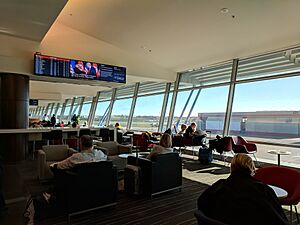 Qantas Club at Sydney Airport domestic terminal June 2018