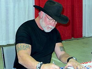 Randy White signs autographs Jan 2014