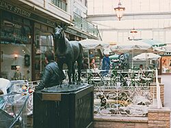 Red Rum statue, Southport - geograph.org.uk - 1350291