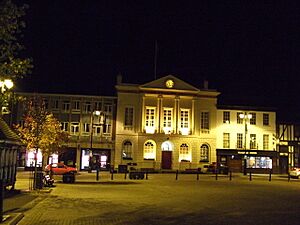 Ripon Town Hall by night. - geograph.org.uk - 1582184