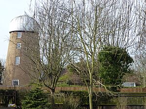 Werrington Windmill, Peterborough (geograph 3873381)