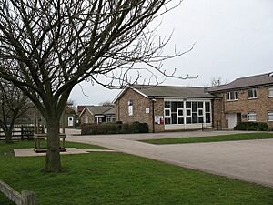 Wheldrake Primary School - geograph.org.uk - 353827