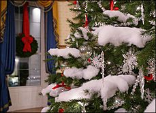 2006 Blue Room Christmas tree - closeup of ornamentation