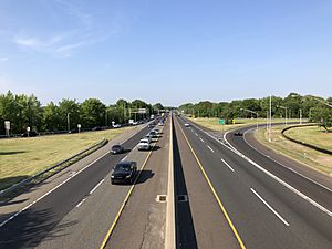 2021-05-21 17 20 56 View north along New Jersey State Route 700 (New Jersey Turnpike) from the overpass for the ramps to New Jersey State Route 73 in Mount Laurel Township, Burlington County, New Jersey
