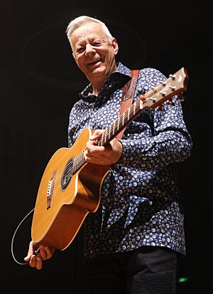 2024-09-18 Concert of Tommy Emmanuel and Mike Dawes at UdK Berlin Konzertsaal (Martin Rulsch) 096.jpg