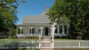 BentonHouse1 (1 of 1)