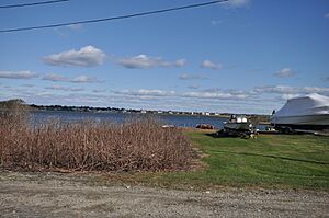 CharlestownRI PotterPondAtMatunuckBeach