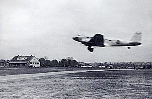 DC-2 takeoff at Washington-Hoover Airport - 1935 - Army Signal Corps photo.jpg