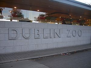 DublinZooEntrance.jpg