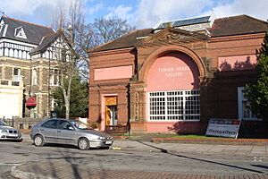 Ffotogallery - Turner House, Penarth - geograph.org.uk - 1151910