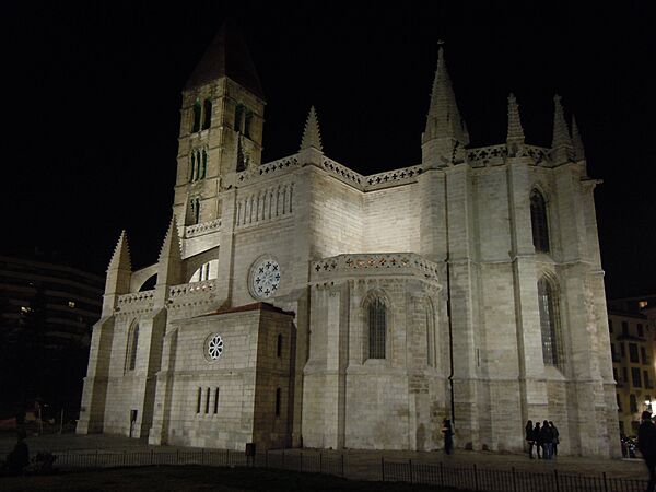 Iglesia de Santa María La Antigua.